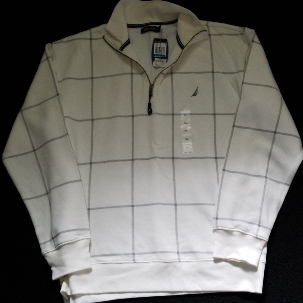 Nautica 1/4 zip up.  NWT.  X/L